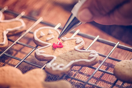 gingerbread cookies, gingerbread cookie decoration